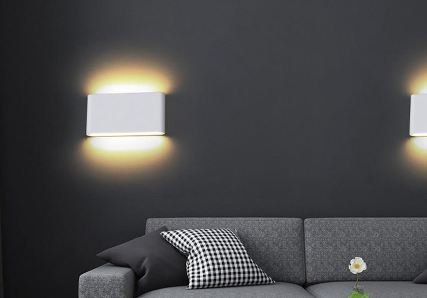 BowLift | GuardGlow – Waterproof Wall Lamp with Weather-Resistant Design