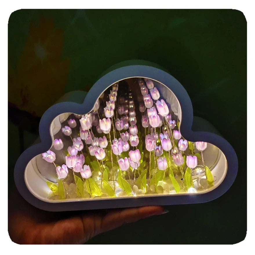 BowLift | Infinite Tulip Lamp