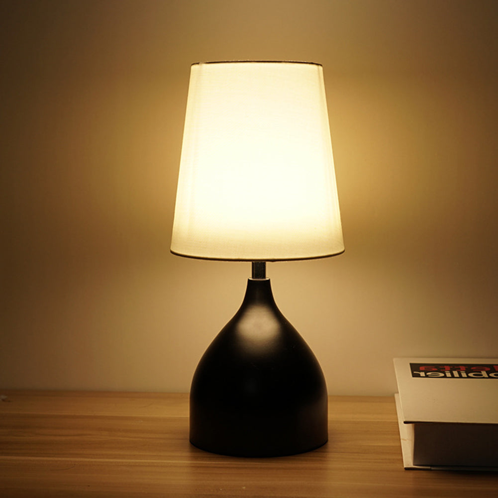 BowLift | TrendyGlow – Contemporary LED Table Lamp for Bedroom Ambiance