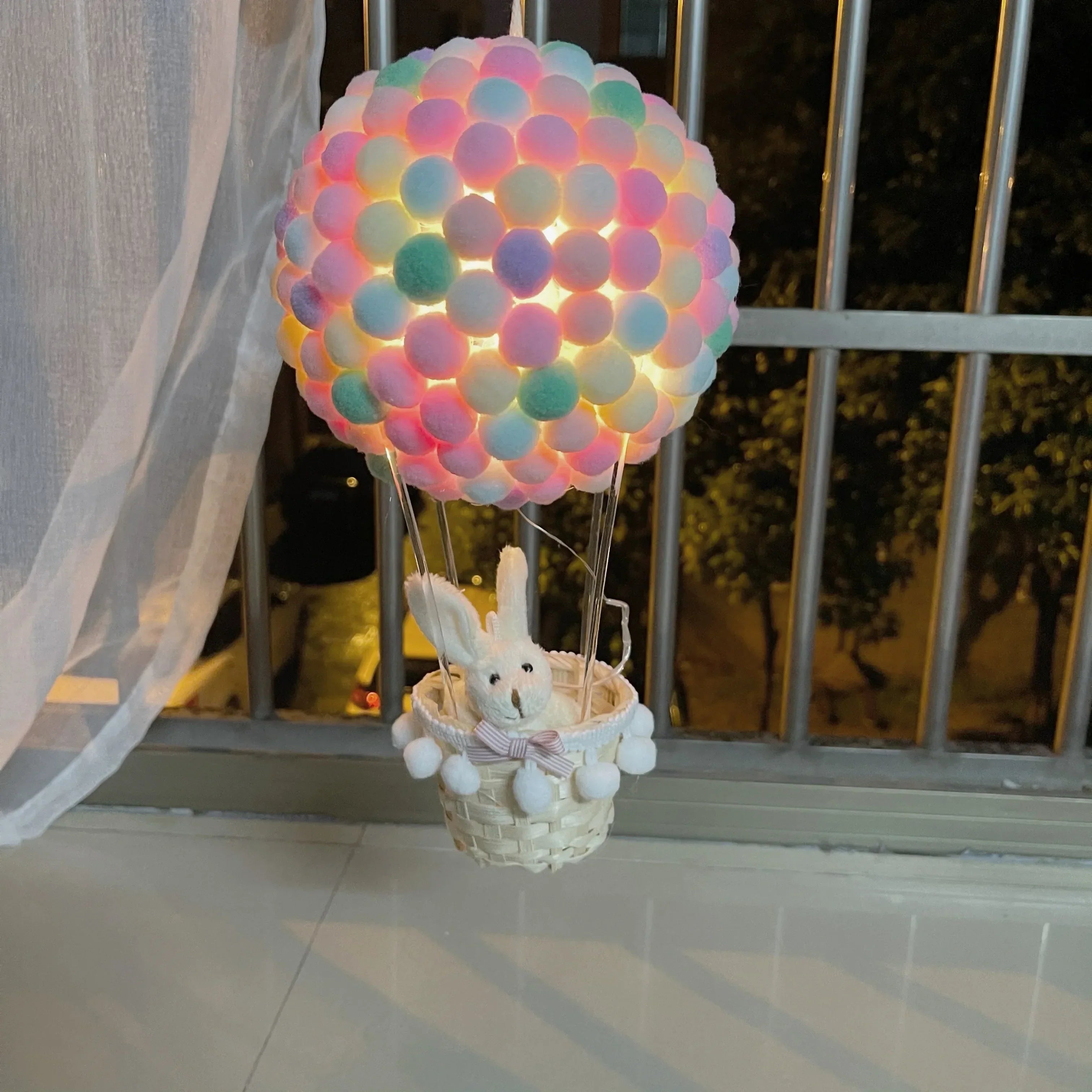 BowLift | DIY Hot Air Balloon-Shape Flying Animals Night Lamp