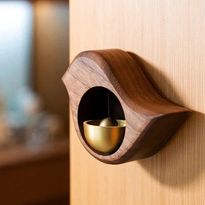 BowLift | Handmade wooden doorbell with cute bird – Charming and functional decoration