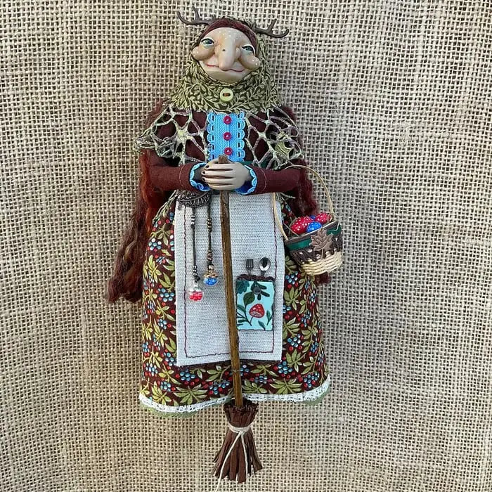 BowLift | Handmade Kitchen Witch – Brings Luck and PRedects Your Home!