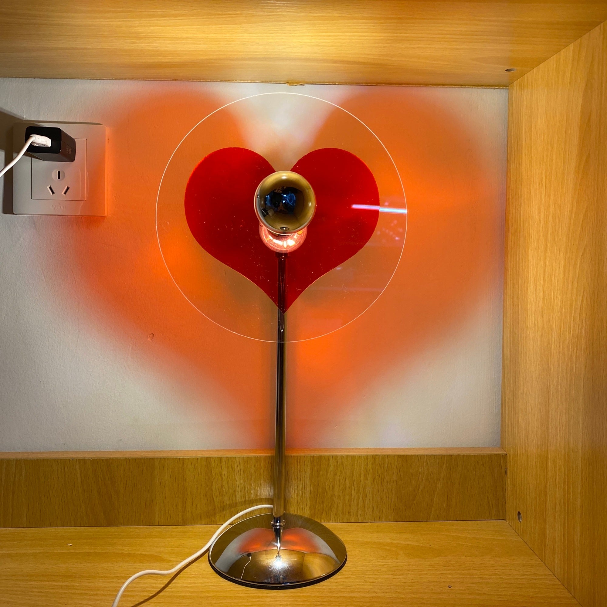 BowLift | LoveGlow – Elegant Table Lamp with Rechargeable LED