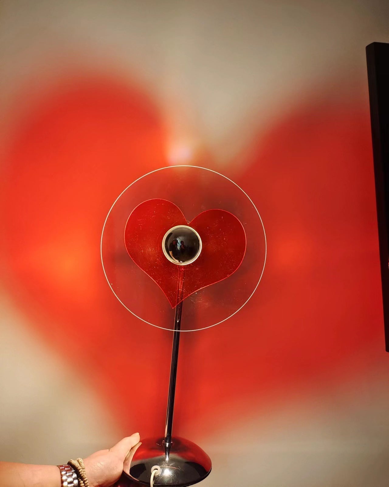 BowLift | LoveGlow – Elegant Table Lamp with Rechargeable LED