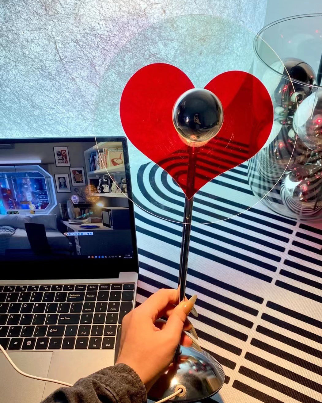 BowLift | LoveGlow – Elegant Table Lamp with Rechargeable LED