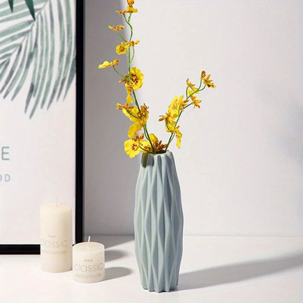 BowLift | Hollow Fold Art Vase
