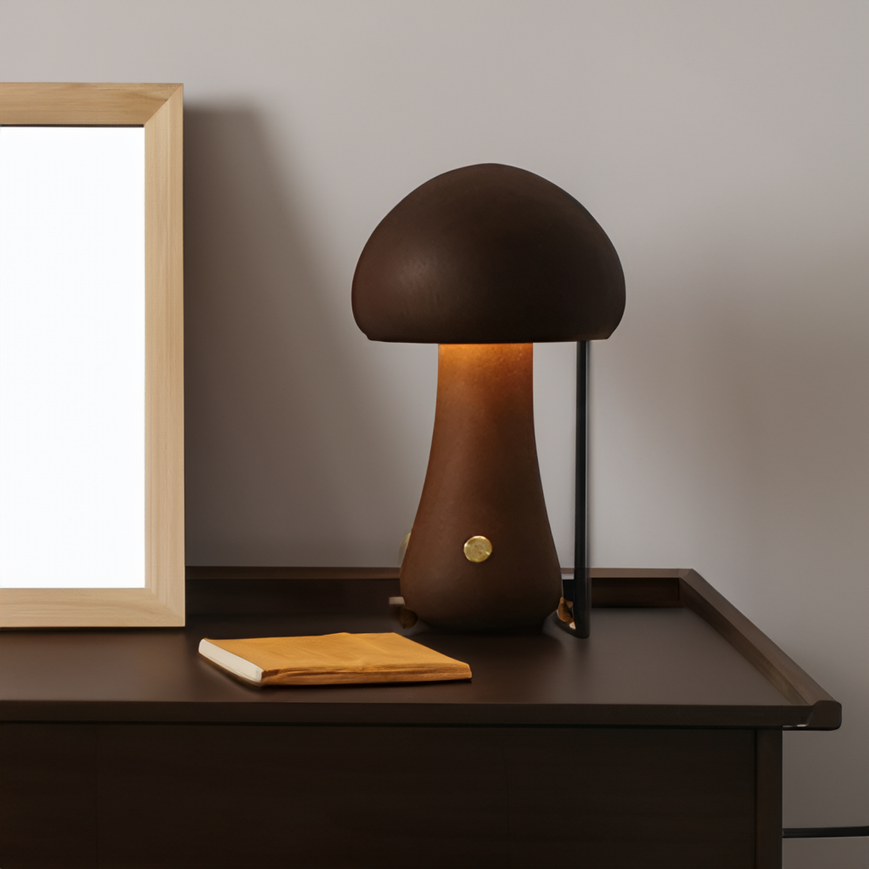 BowLift | Modern Mushroom Desk Lamp