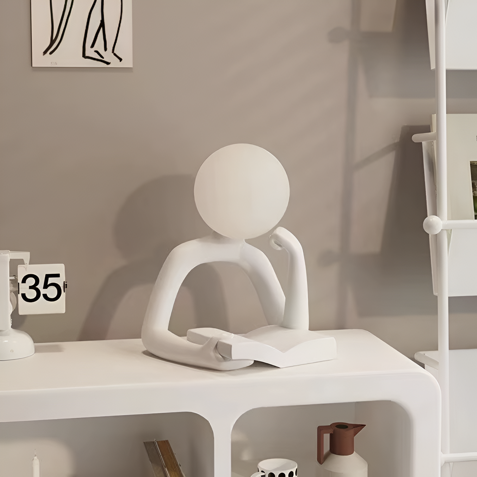 BowLift | Artistic Book Reader Table Lamp