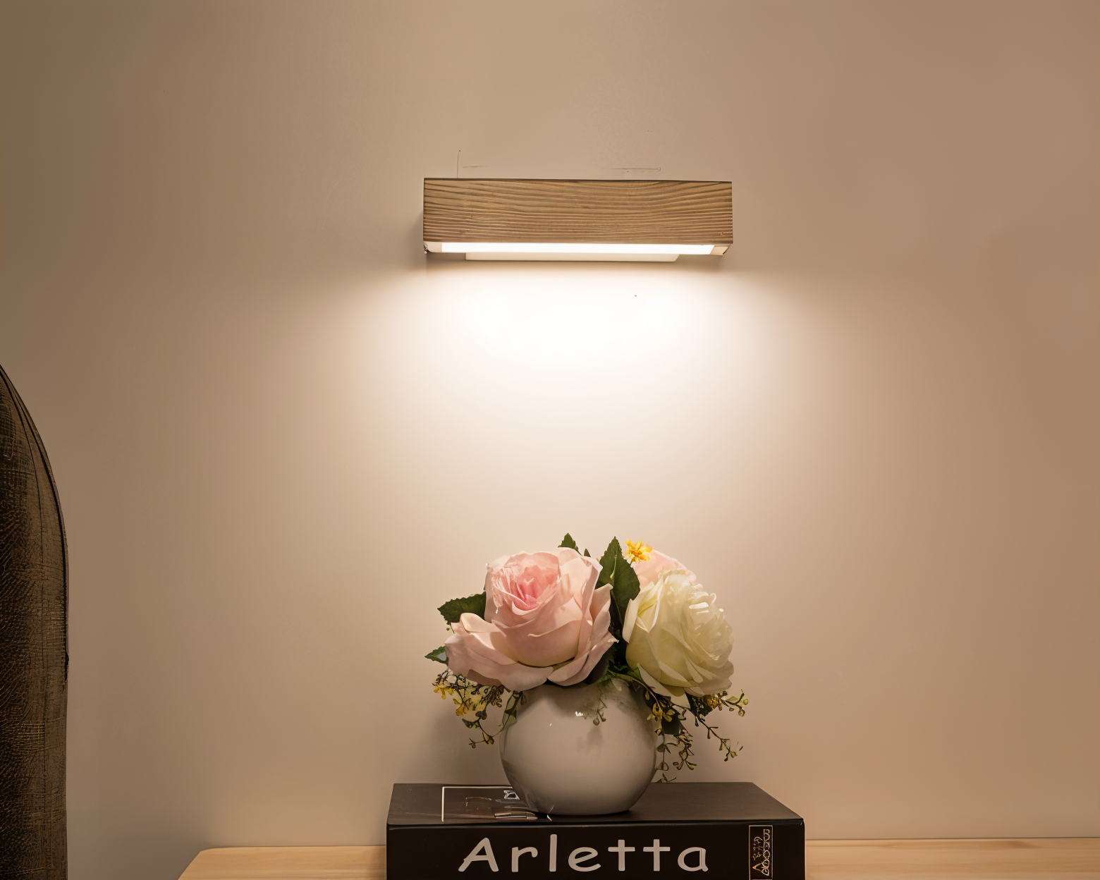 BowLift | TwistLED Wall Lamp - 360° rotatable rectangular LED wall lamp made of wood