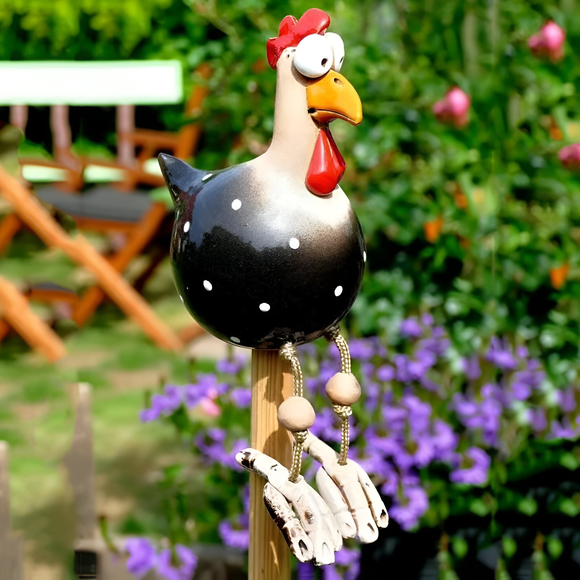 BowLift | Large Eyes Chicken Statue - Weatherproof Resin Craft - Rooster Garden Statue