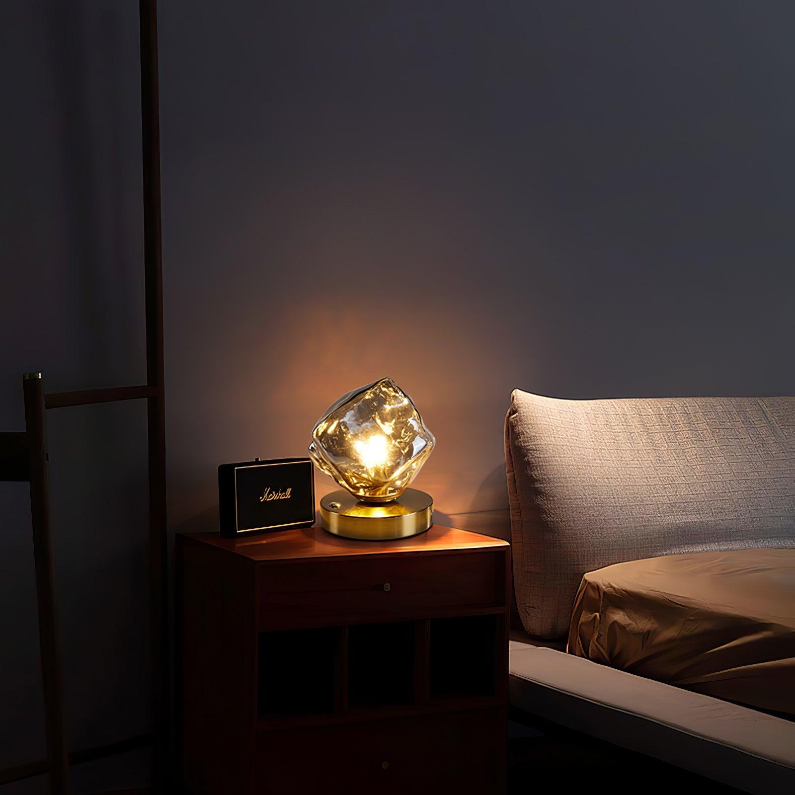 BowLift | GlowCraft Table Lamp - Elegant cordless table lamp with motion sensor