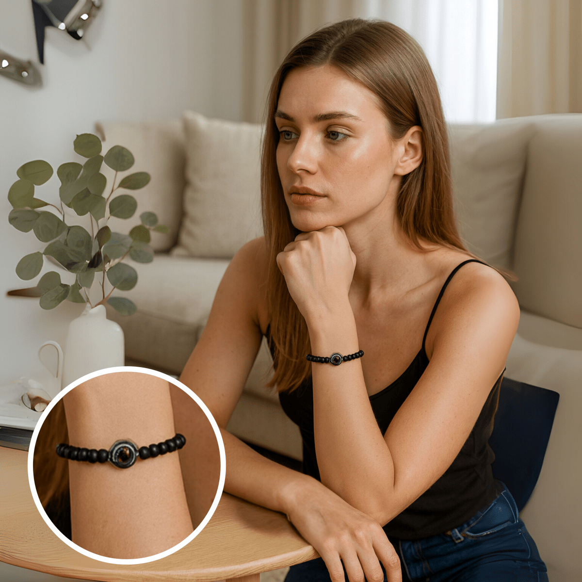 BowLift | Projection bracelet with infinity heart and personalized photo