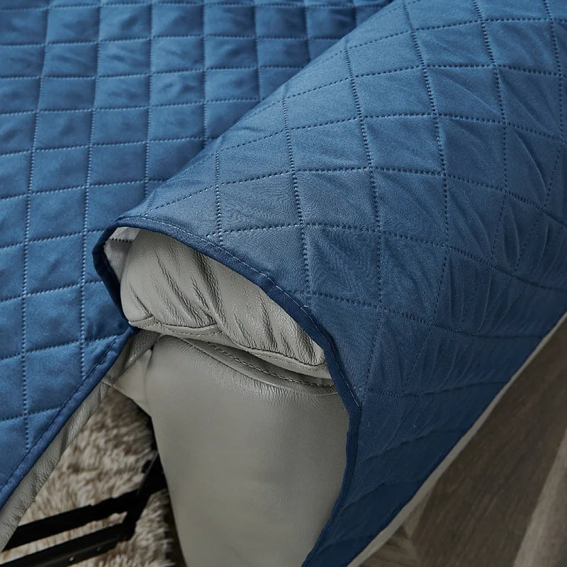 BowLift | Cover for extendable armchairs – anti-slip protection and premium comfort