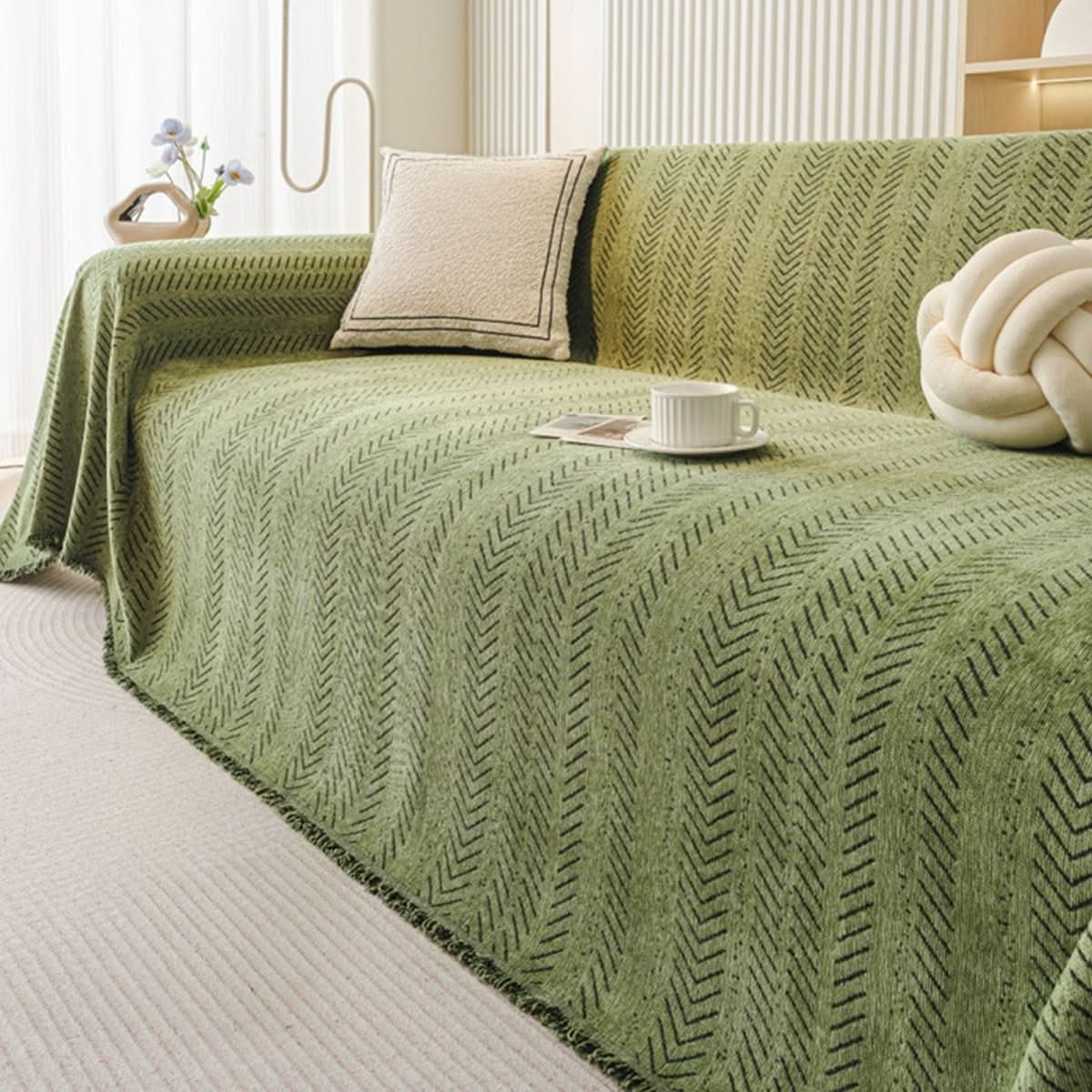BowLift | Scratch-resistant & washable sofa cover made of chenille