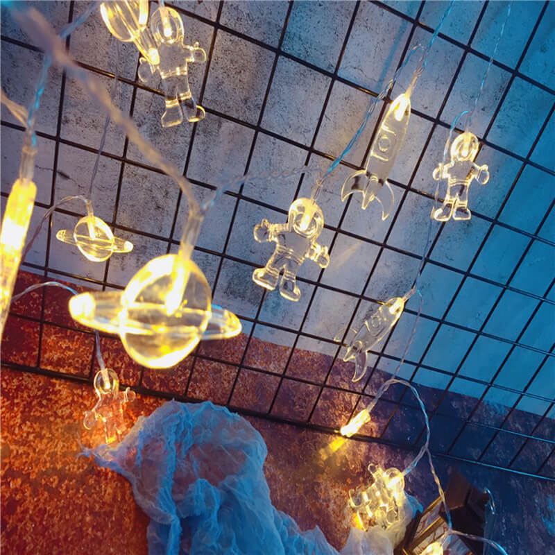 BowLift | LED Astronaut String Lights
