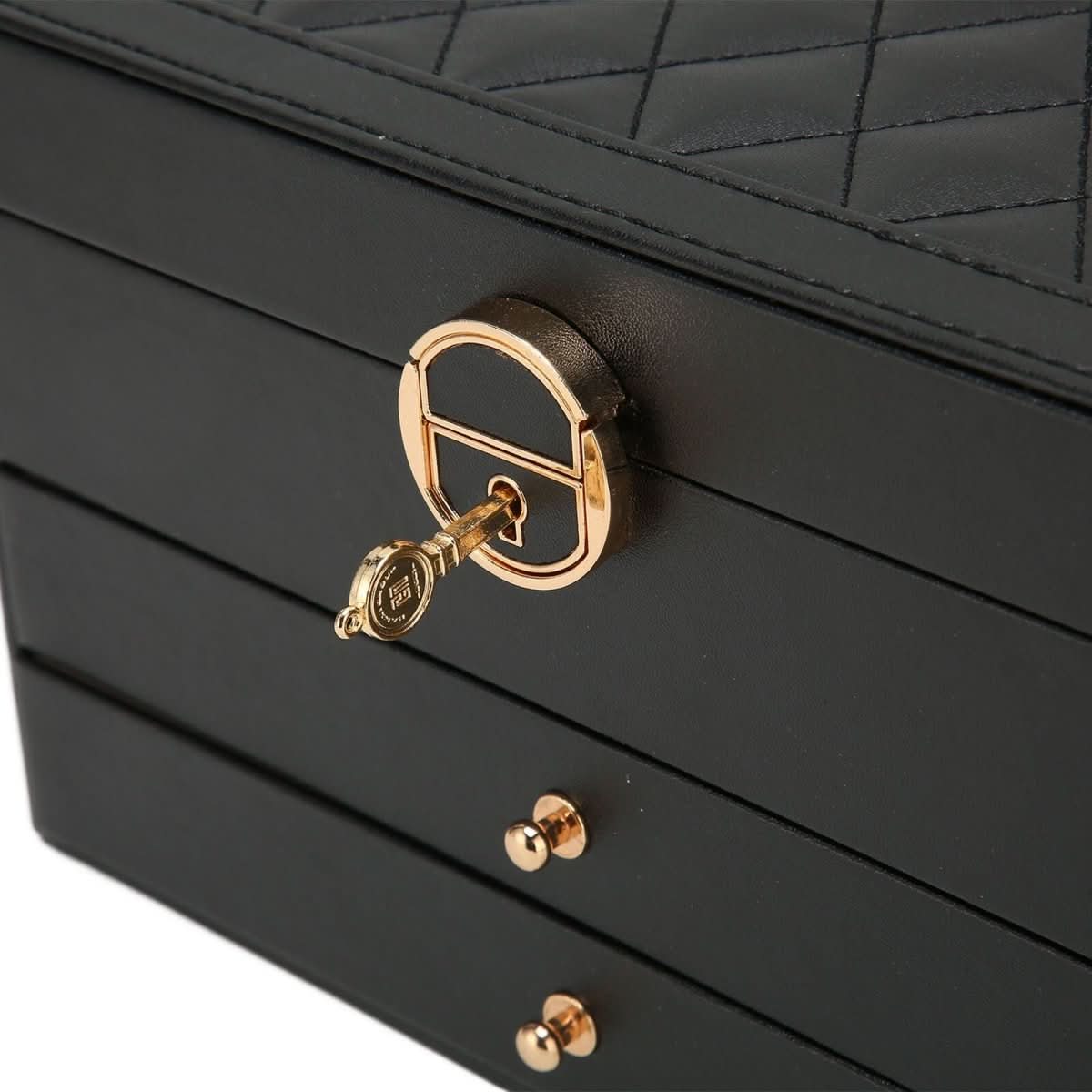 BowLift | Elegant jewelry box made of leather for stylish storage