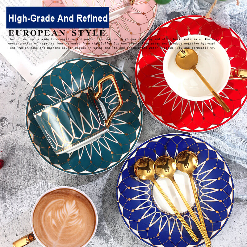 BowLift | Square A Retro-Pattern Coffee Mug