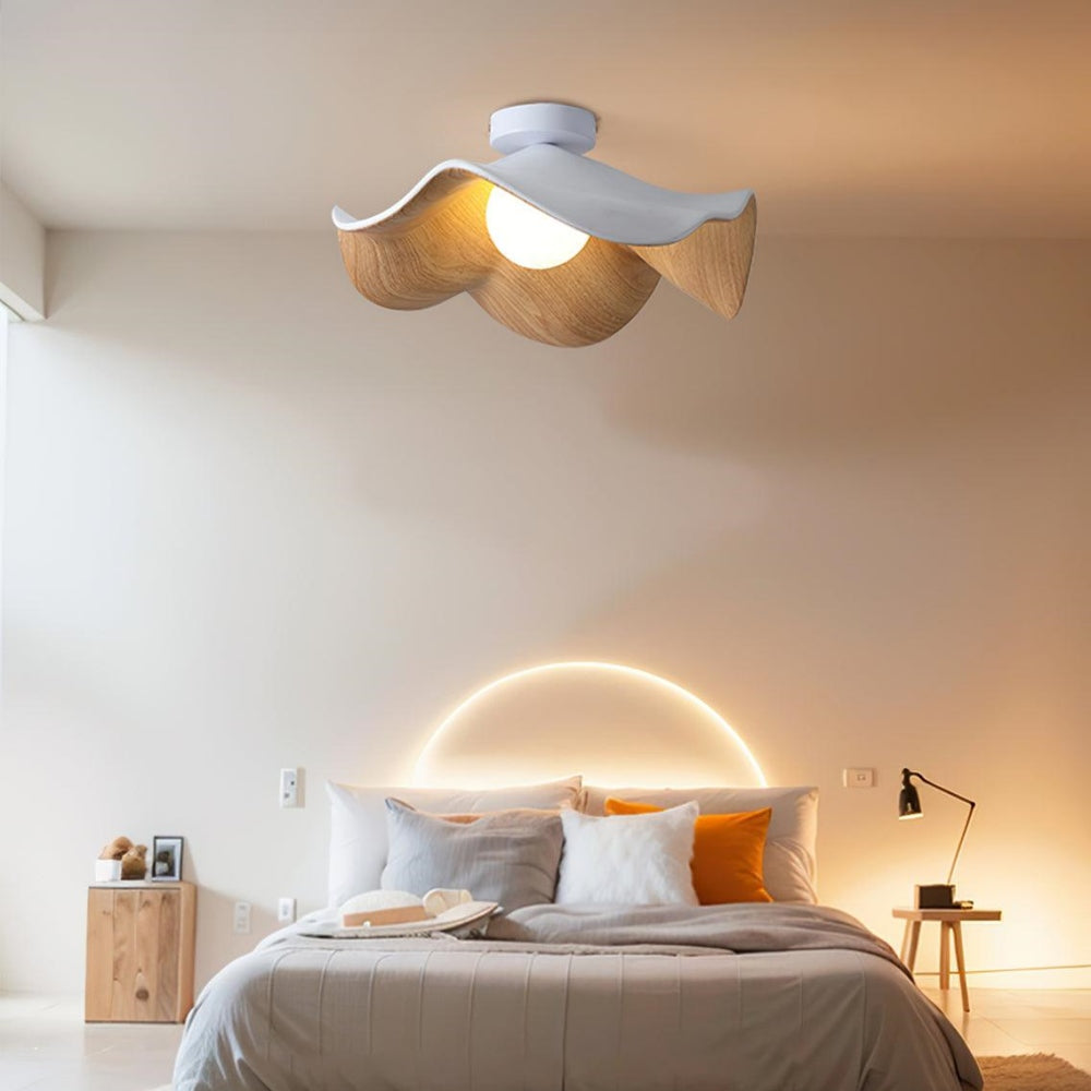 BowLift | Elegant Wooden Ceiling Lamp with Scandinavian Inspiration