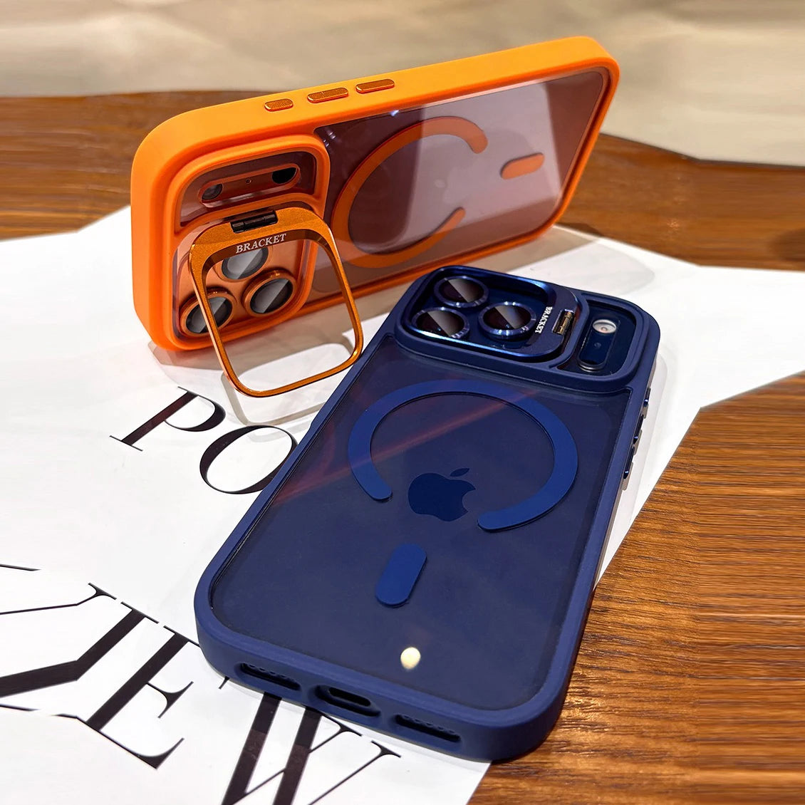 BowLift | Dirt-resistant MagSafe case with shock-absorbing corners