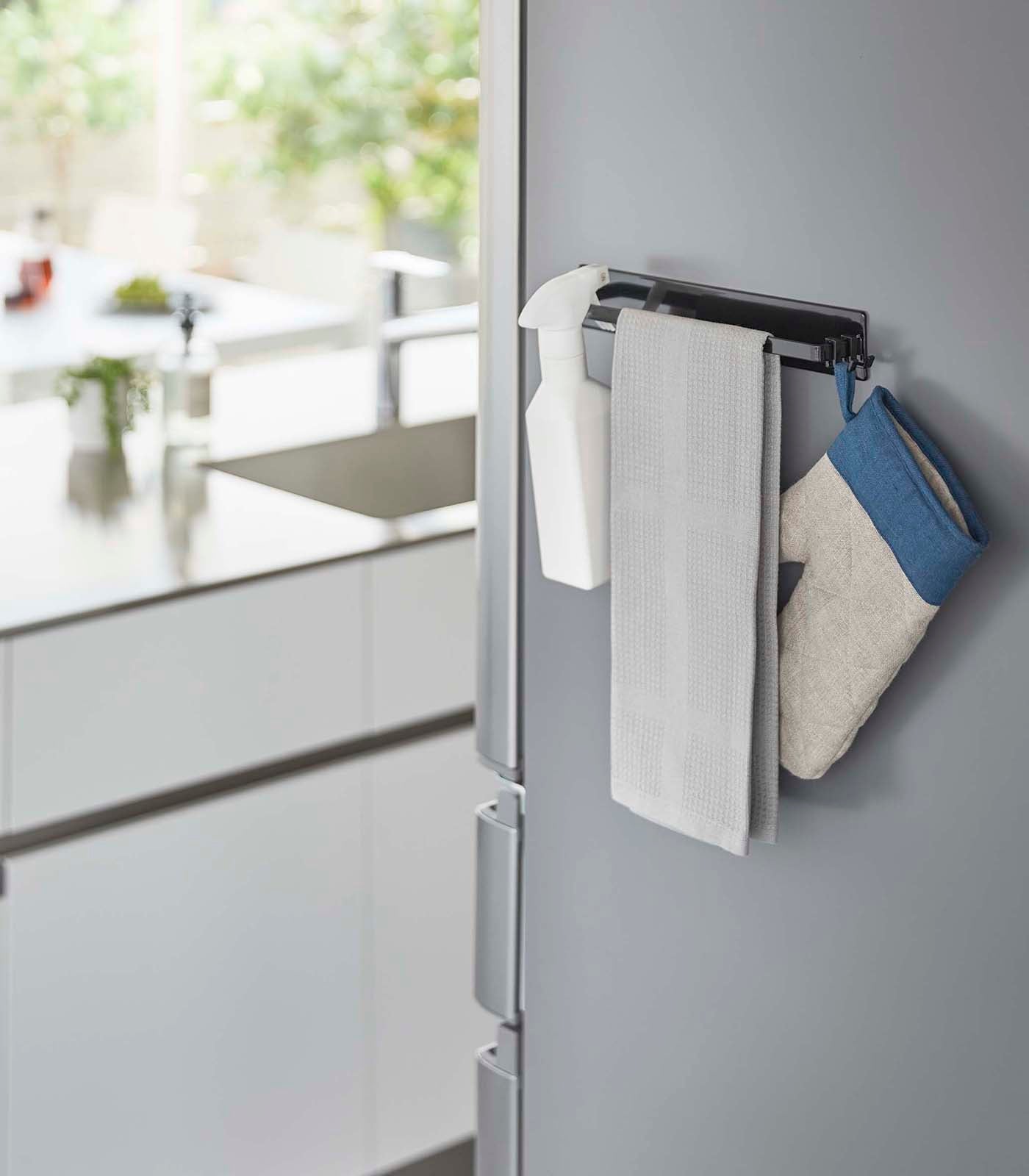 BowLift | Magnetic Kitchen Towel Holder - Stainless Steel