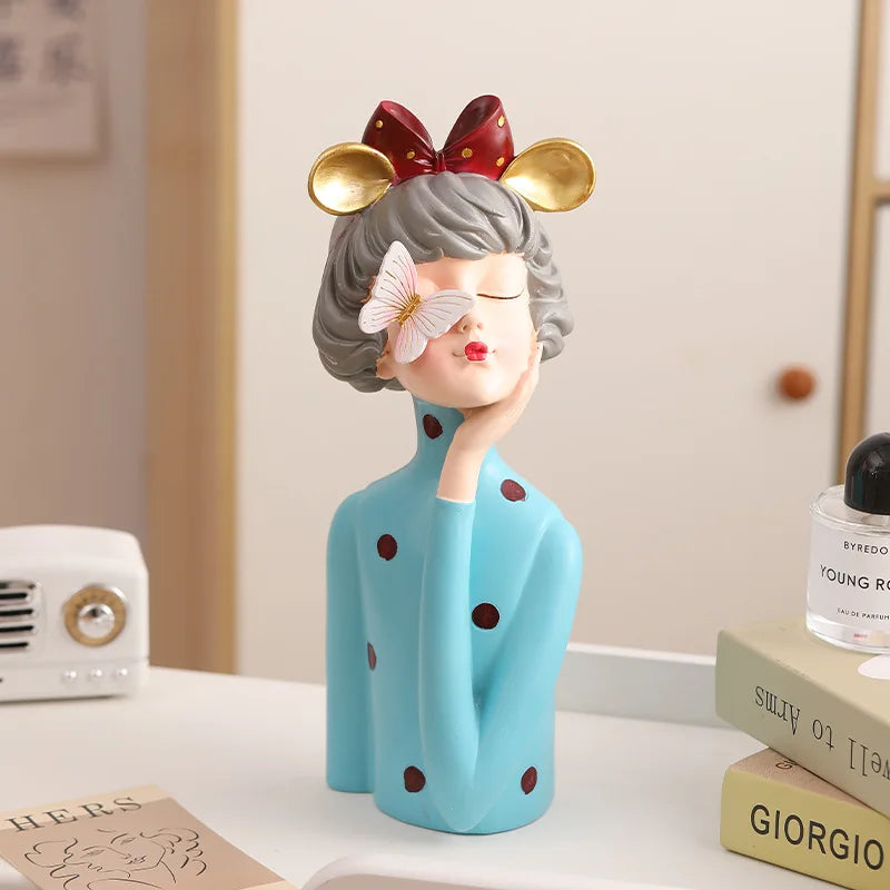 BowLift | FloralFinesse - Girl Vase Decor