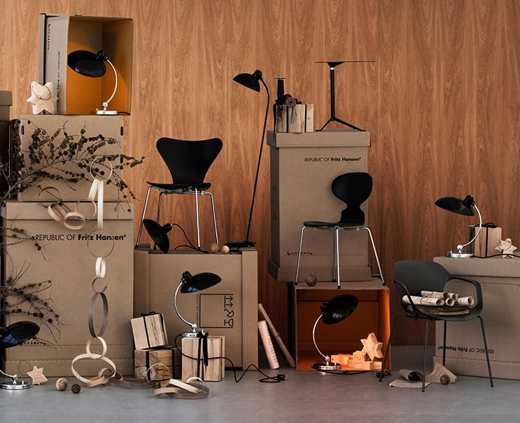 BowLift | Bauhaus KI Classic Table Lamp Replica