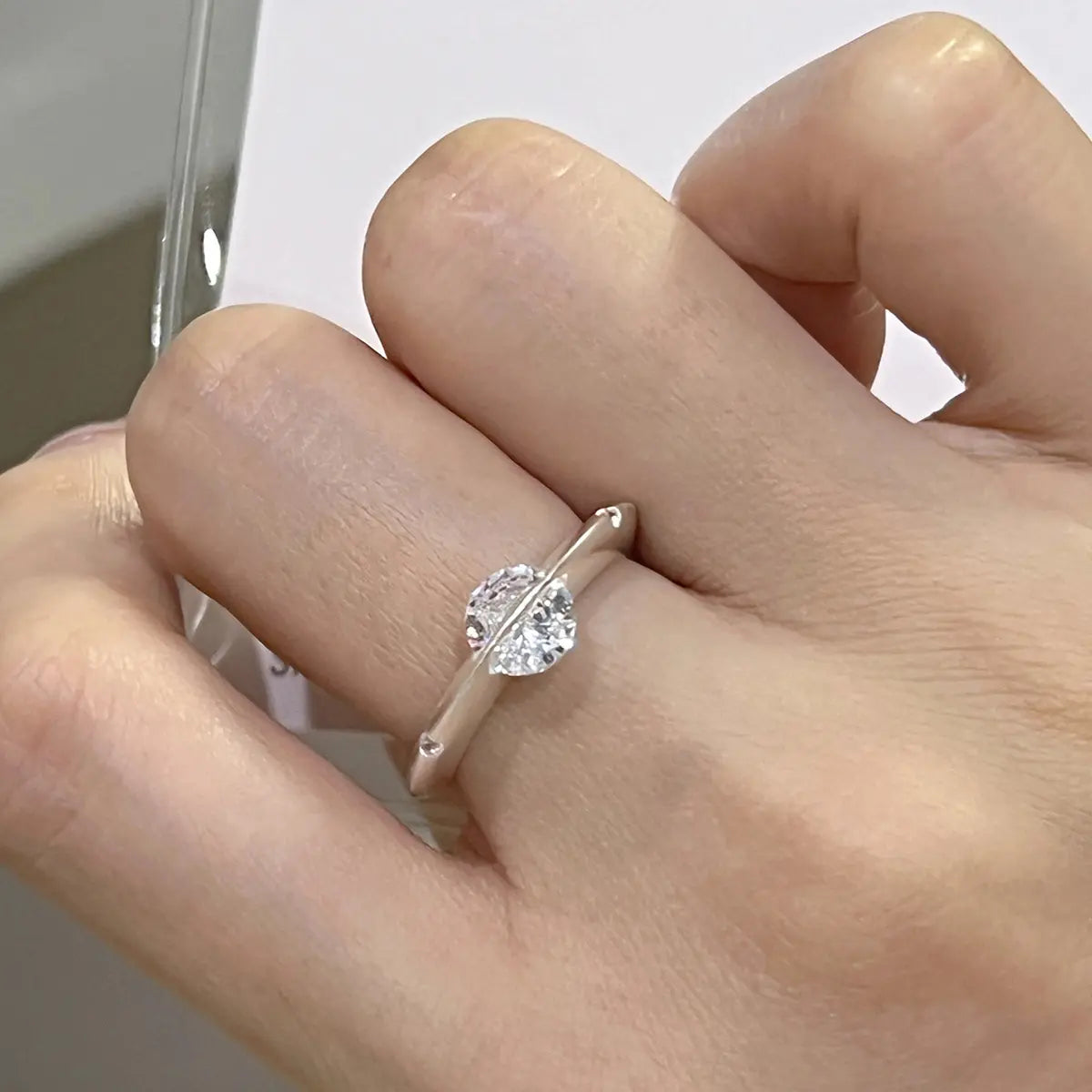 BowLift | StellarRing⢠Astro-Inspired Brilliance