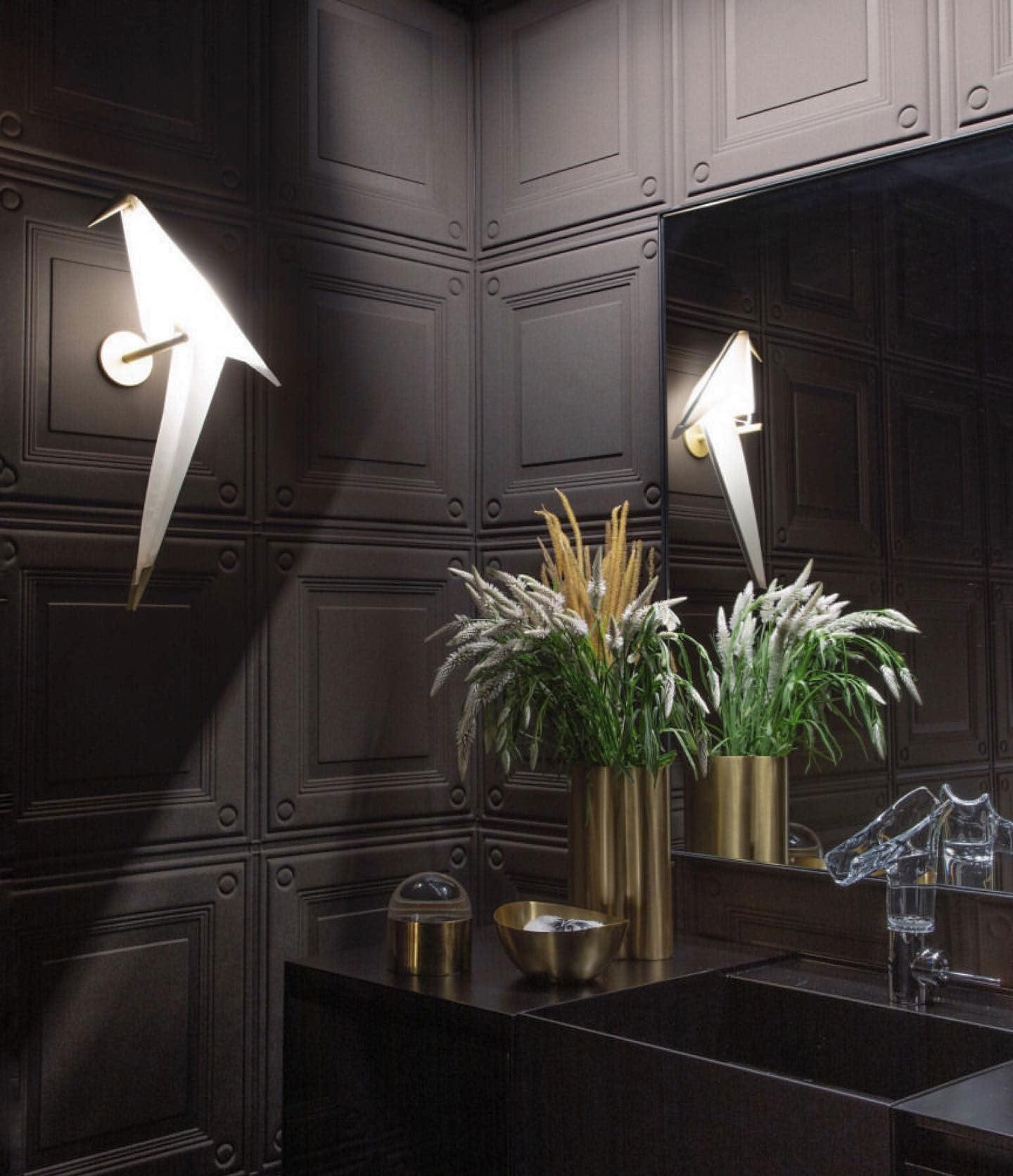 BowLift | Fancy Wall Lamp with Nature-Inspired Design