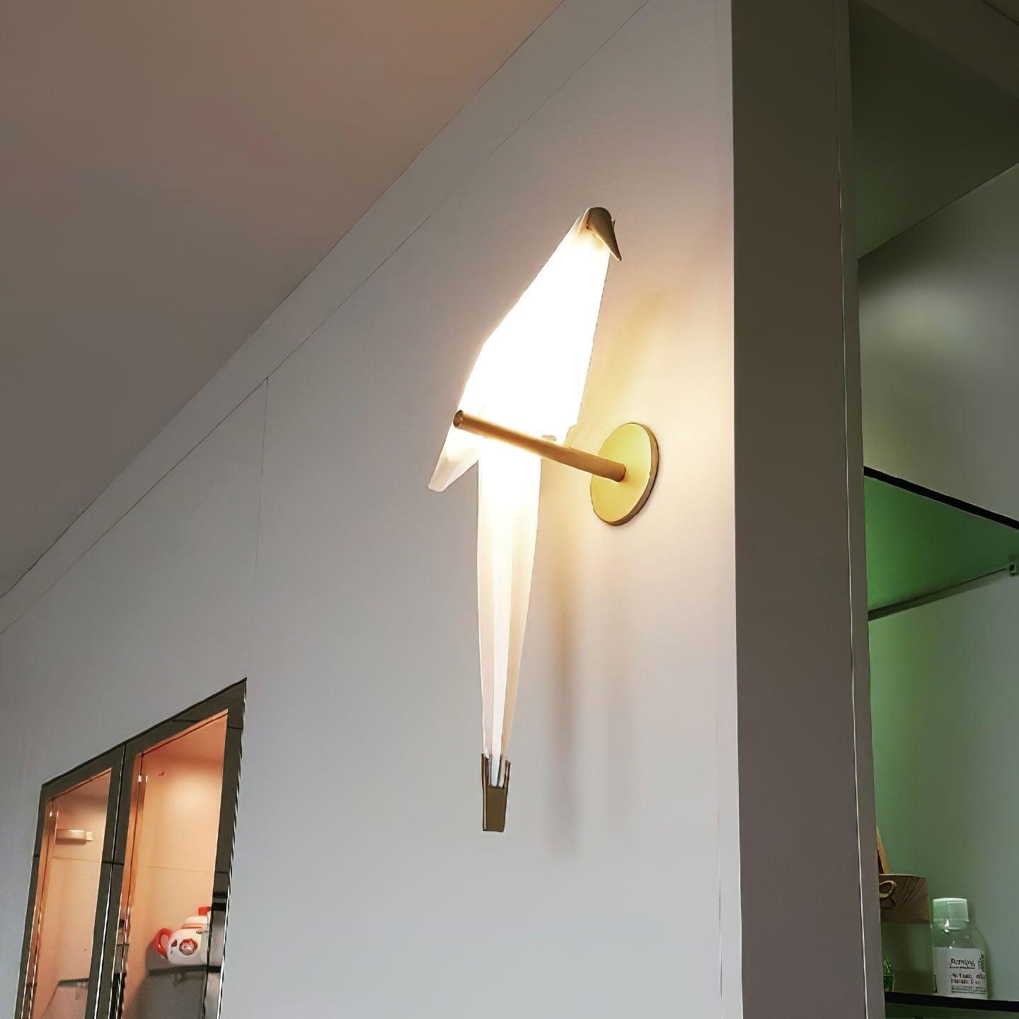 BowLift | Fancy Wall Lamp with Nature-Inspired Design