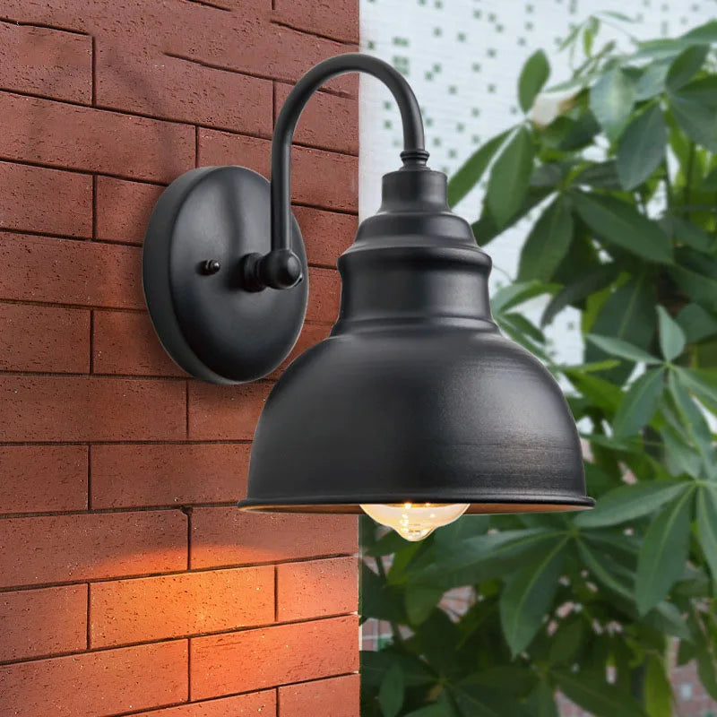BowLift | Elegant Vintage Style Garden Lamp