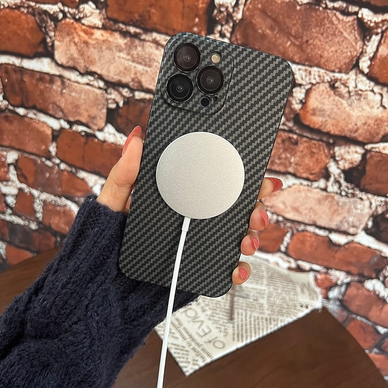 BowLift | Carbon Fiber Magsafe Magnetic iPhone Case