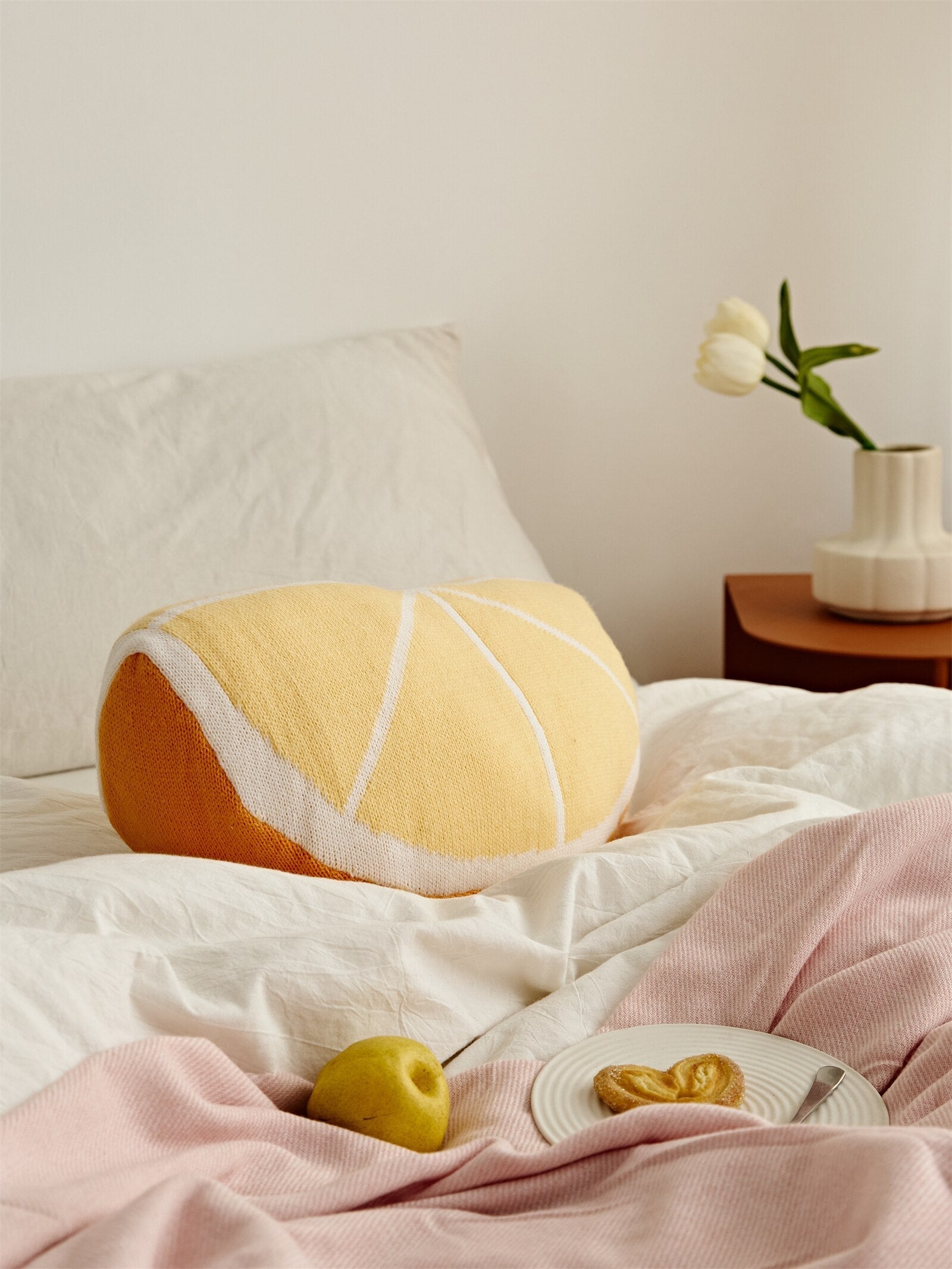 BowLift | Fruit cushion