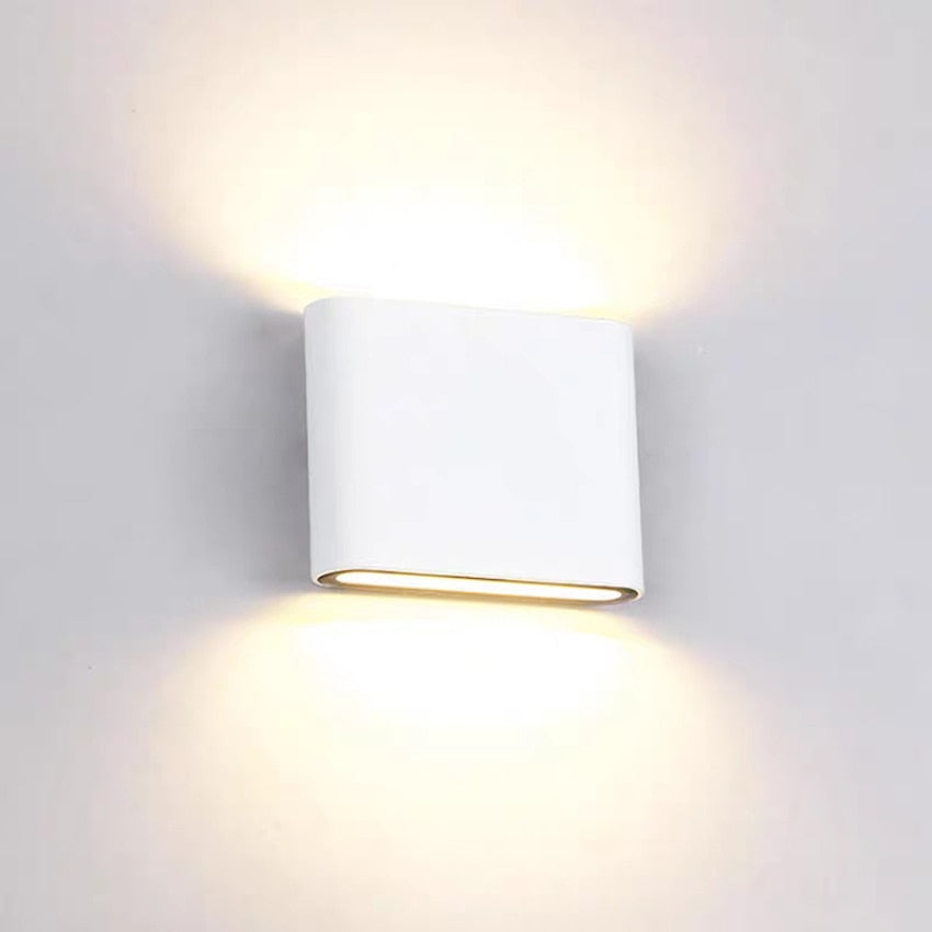 BowLift | GuardGlow – Waterproof Wall Lamp with Weather-Resistant Design
