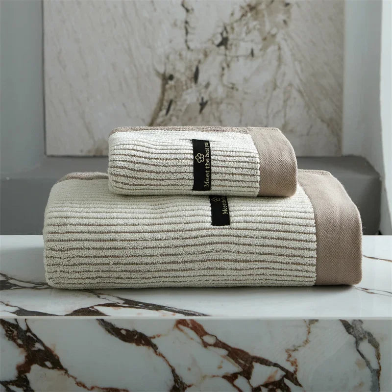 BowLift | PureSoft – Luxurious bath towel made from 100% organic cotton
