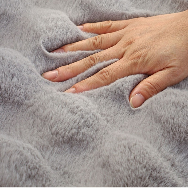 BowLift | Snuggly Comfy Plush Sofa Cover