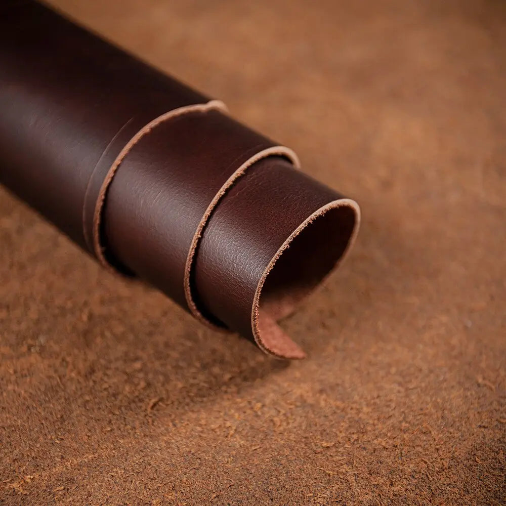 BowLift | RoyalLeather: Luxurious, handmade case made of genuine cowhide leather for the iPhone