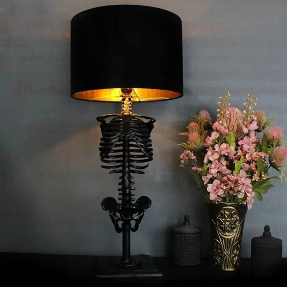 BowLift | Skull Table Lamp Skeleton Horror 3D Statue Creative Party Ornament Prop Halloween Decoration Atmosphere Lamp Night Light