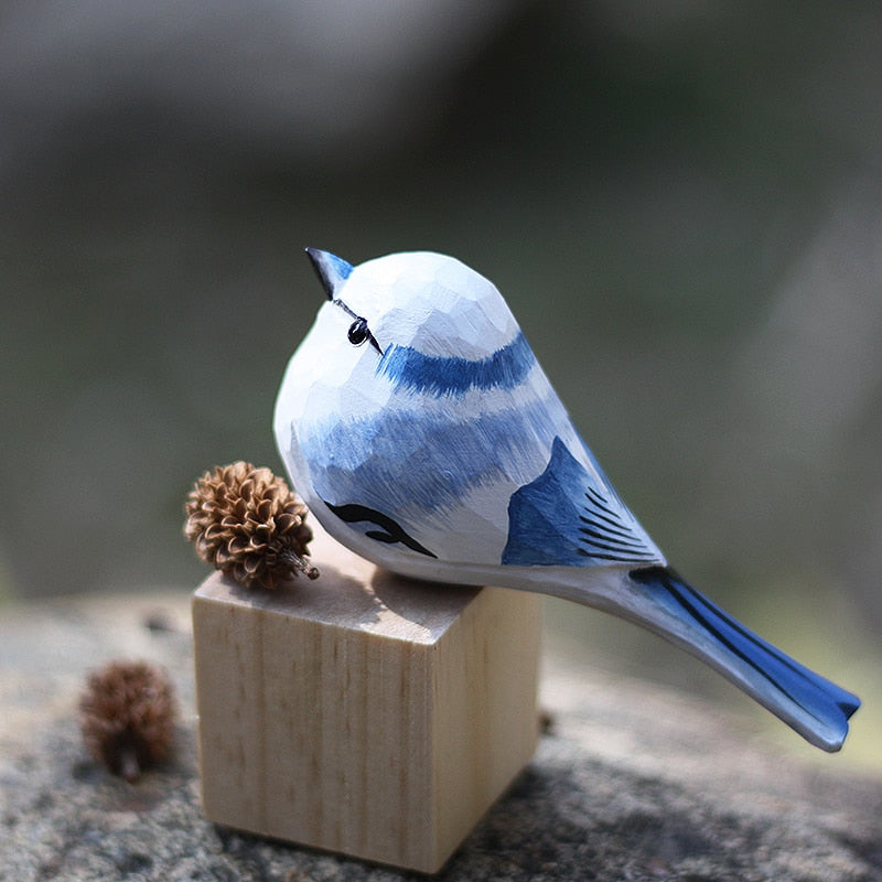 BowLift | NordicFeathers - Elegant Wooden Bird Figurines