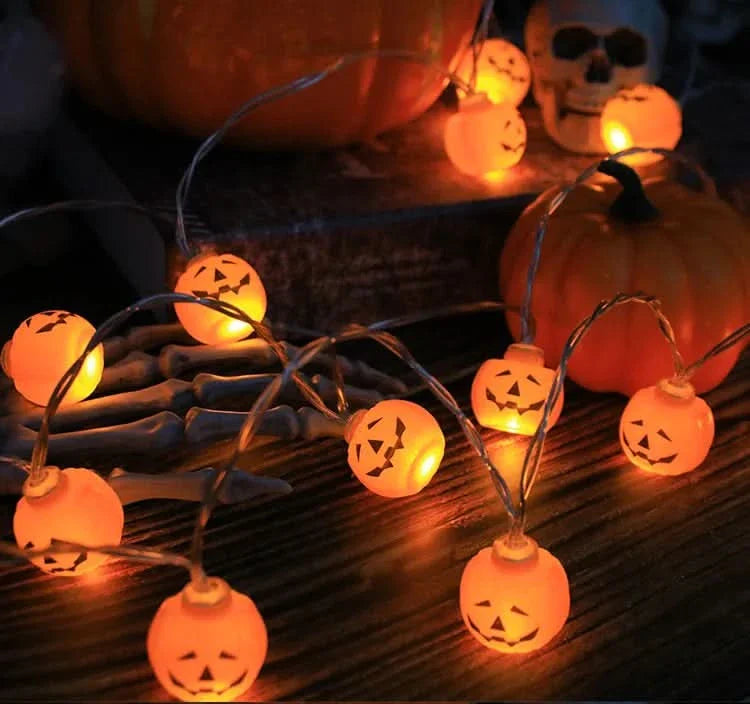 BowLift | Halloween LED Pumpkin & Skull String Lights
