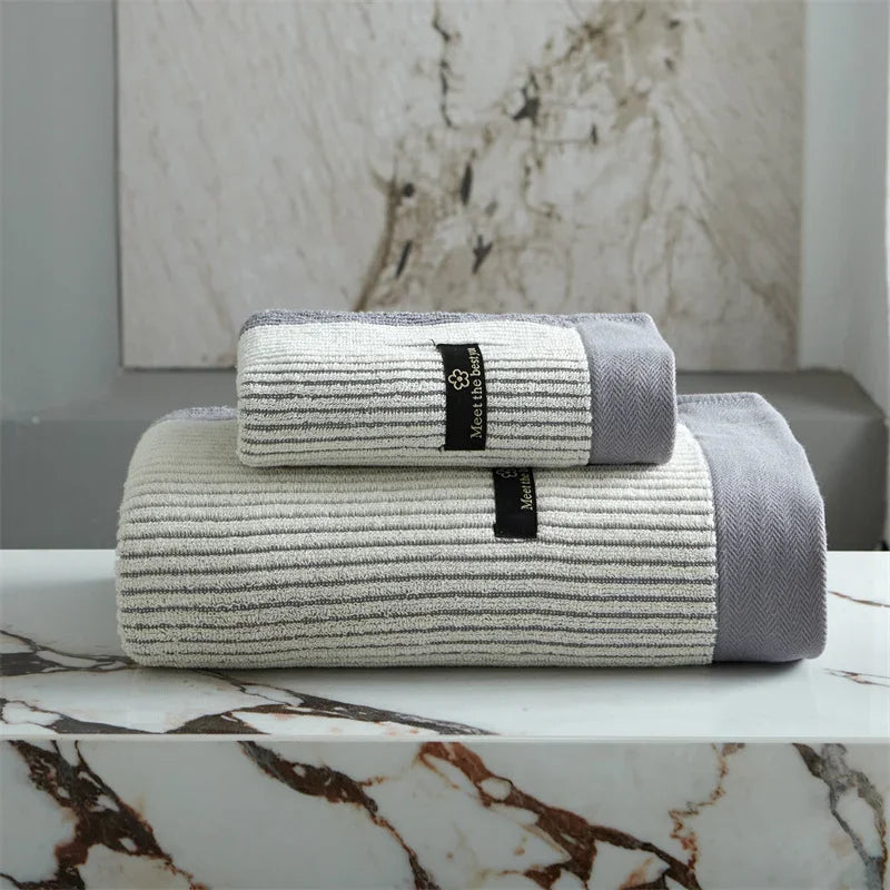 BowLift | Luxurious, super soft and absorbent face/bath towel made from 100% organic cotton