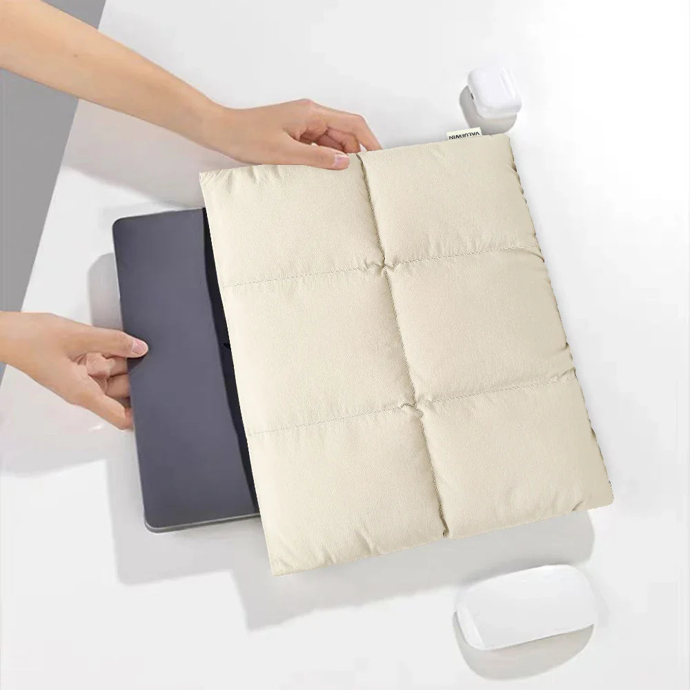 BowLift | Magnetic Puffy Laptop Sleeve