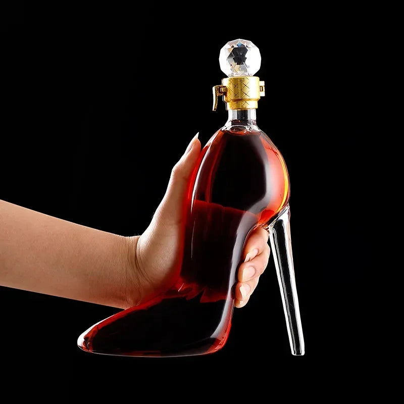 BowLift | High Heel Fancy Glass Wine Decanter