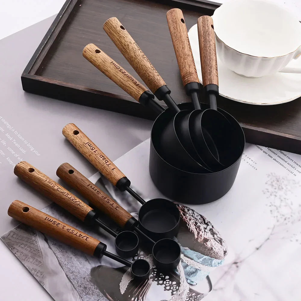 BowLift | Lyra Measuring Cups & Spoon Set