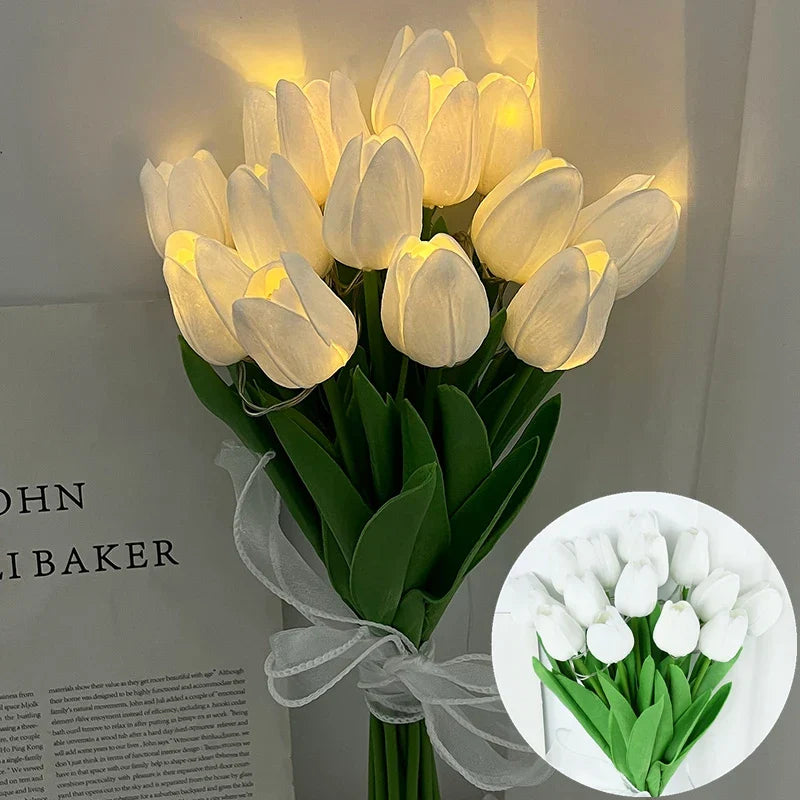 BowLift | LED lamp with artificial tulip bouquet perfect for gifts or as wedding party home decorations