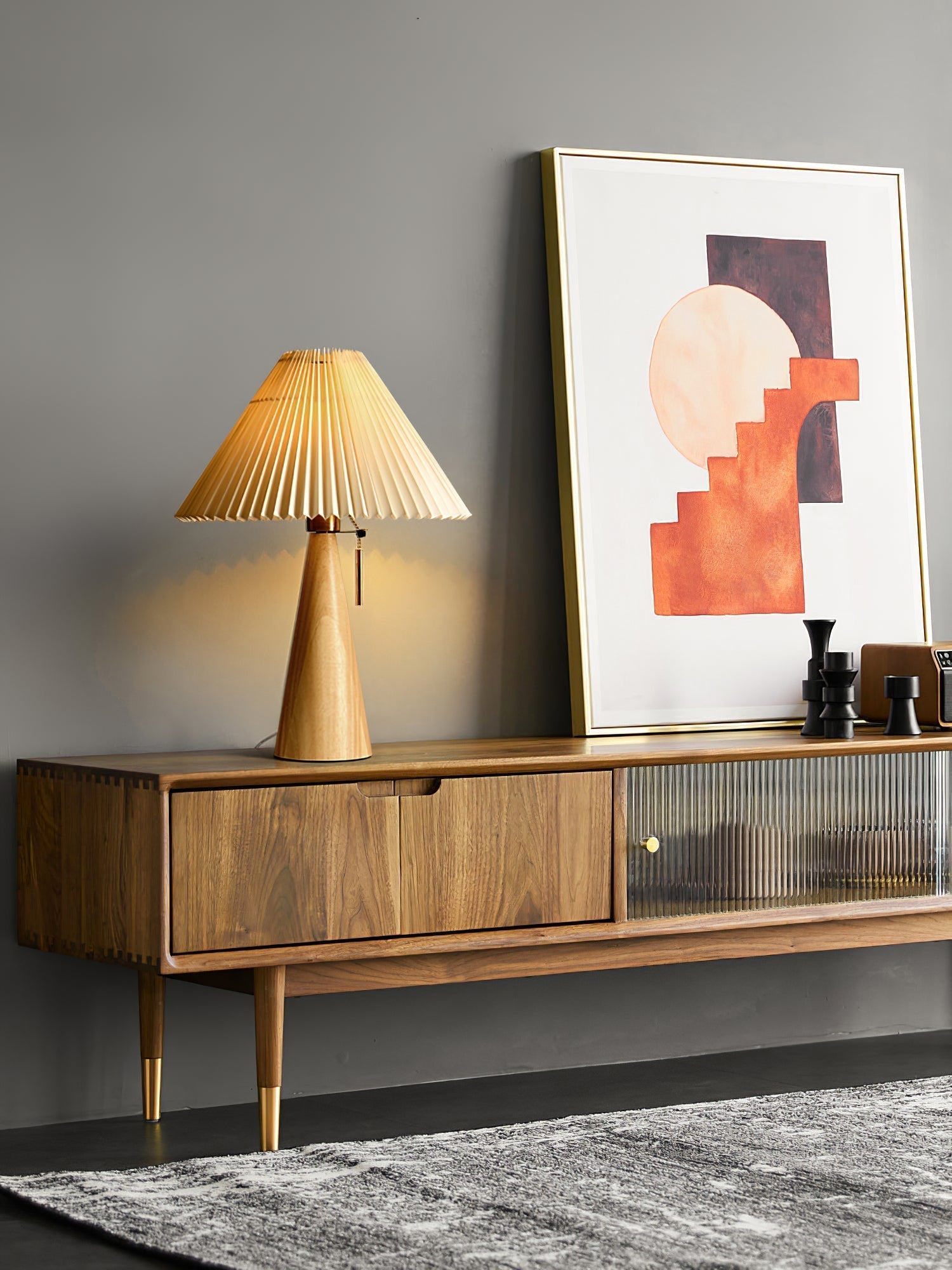 BowLift | AntiqueRadiance – Elegant Wood and Metal Table Lamp