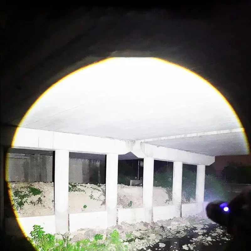 BowLift | Survival LED flashlight with emergency power function – Safe through any situation