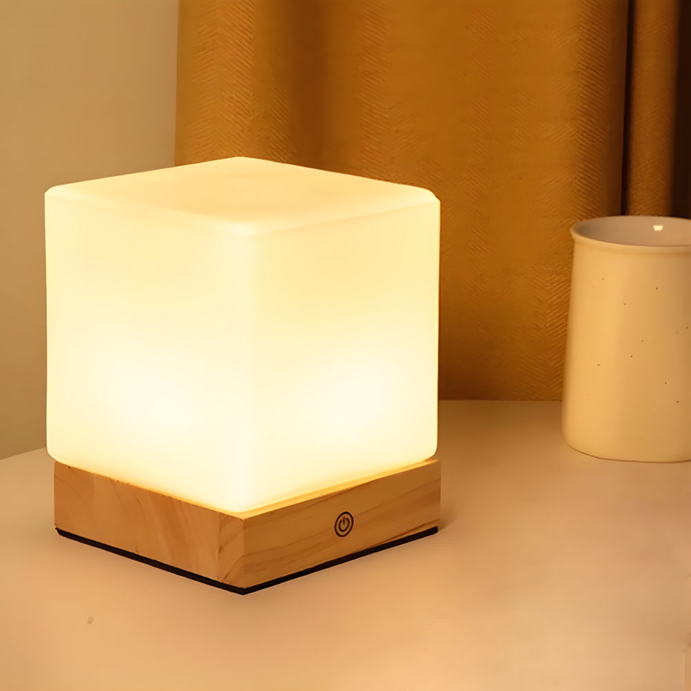 BowLift | GlowCube Wireless LED Table Lamp – Modern and Energy Efficient