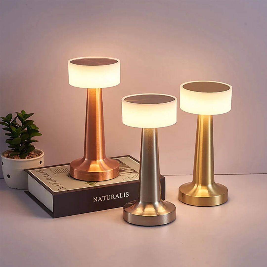 BowLift | Eindhoven Frances Retro Bar Table Lamp