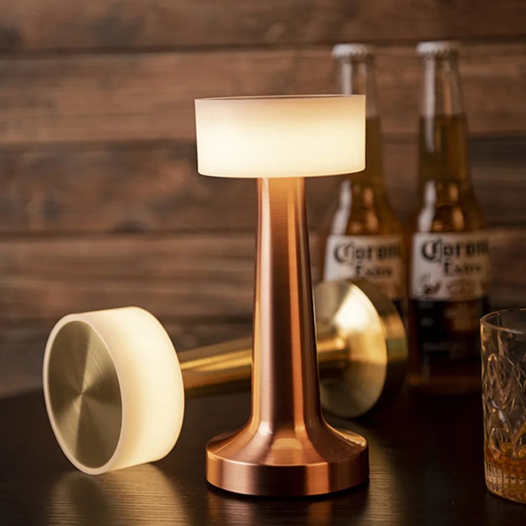 BowLift | Eindhoven Frances Retro Bar Table Lamp