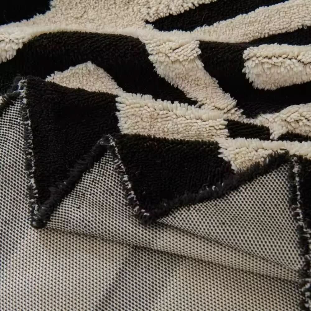 BowLift | Soft, durable microfiber sofa cover, non-slip and easy to care for